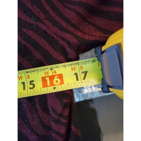 Women's Black & Maroon Long Sleeve Buttons Front Casual Cardigan Sweater - Picture 7 of 10